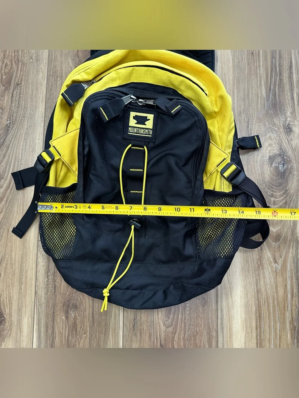 MountainSmith Everyday Carry EDC 24/7 Backpack Hiking Black Yellow